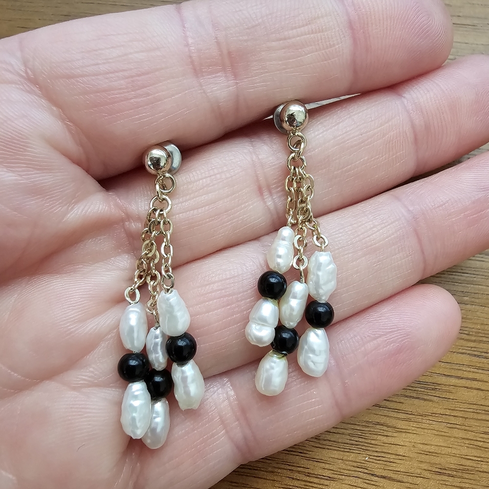 Gold Tone Triple Strand Chain Drop Earrings – Freshwater Pearl & Black Stone